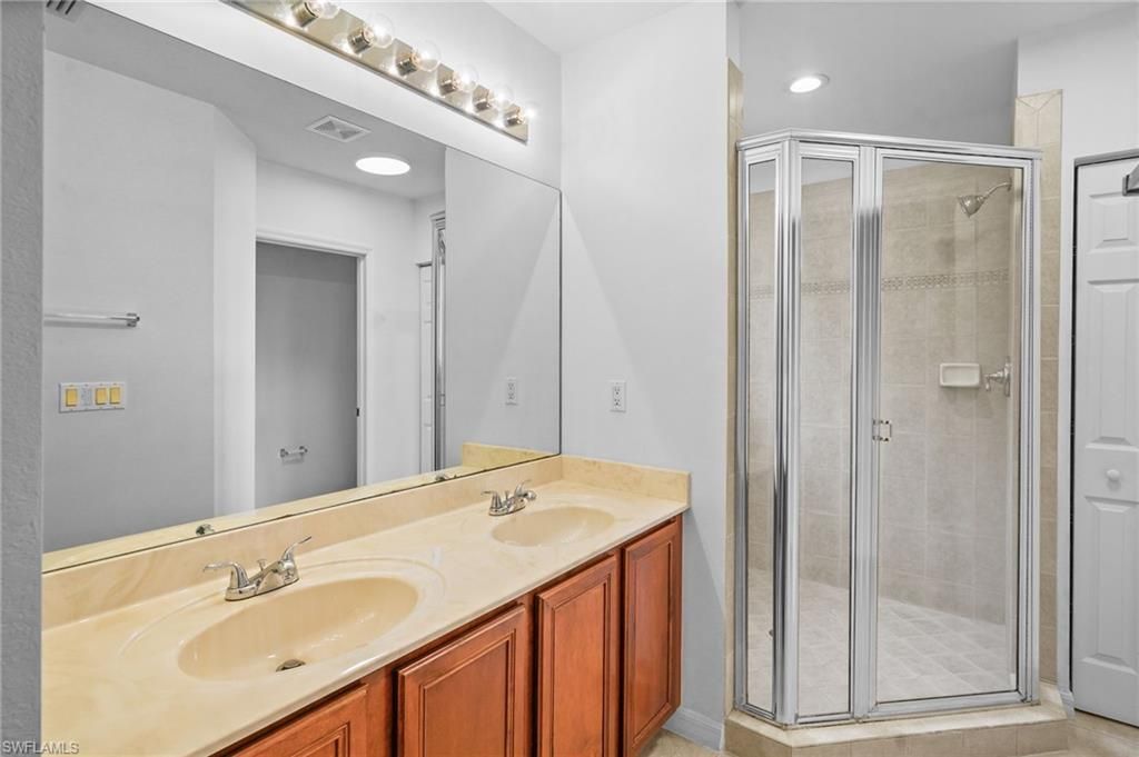 3339 Dandolo Cir, Cape Coral, FL 33909 Photo