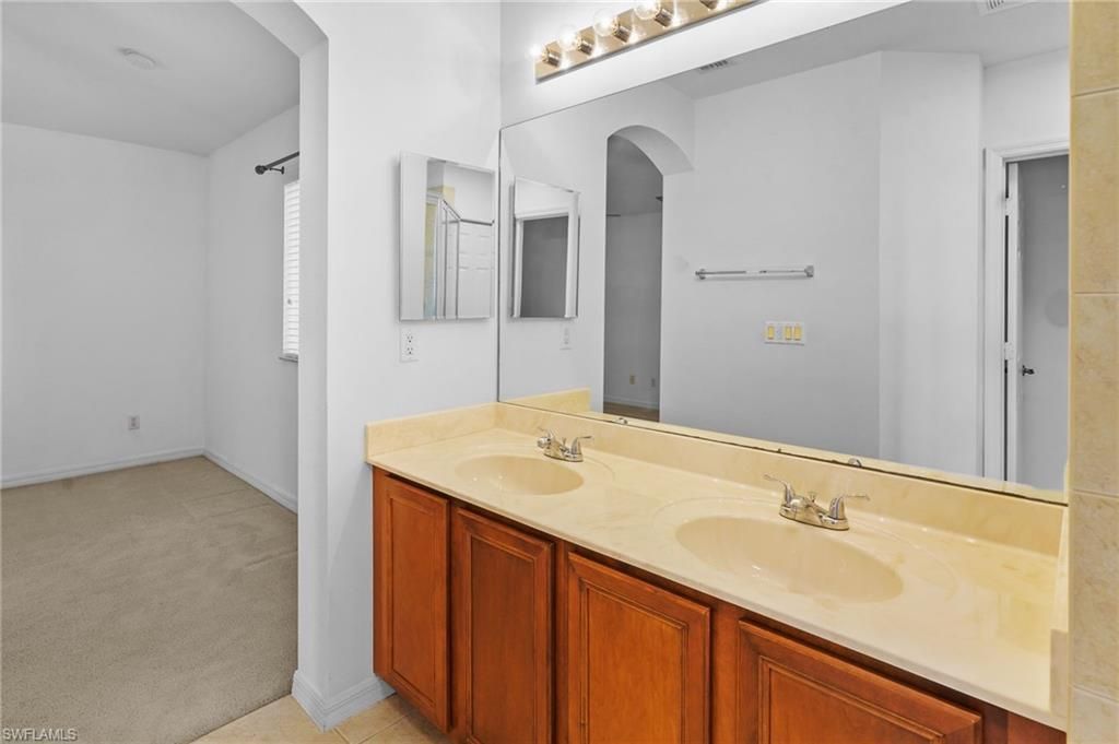 3339 Dandolo Cir, Cape Coral, FL 33909 Photo