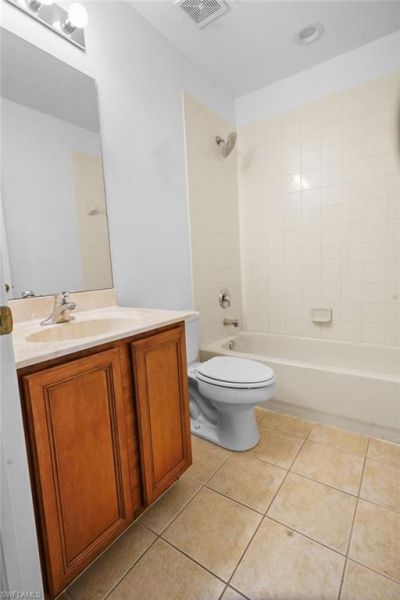 3339 Dandolo Cir, Cape Coral, FL 33909 Photo