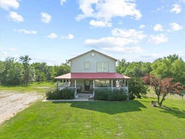 2248 Iowa Road, Ottawa, KS 66067