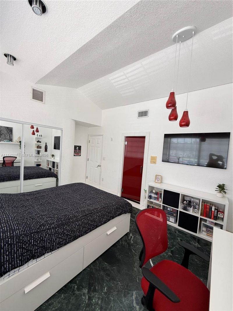 747 W 78th St, Hialeah, FL 33014 Photo