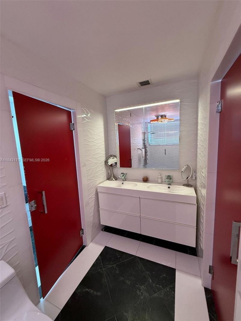 747 W 78th St, Hialeah, FL 33014 Photo