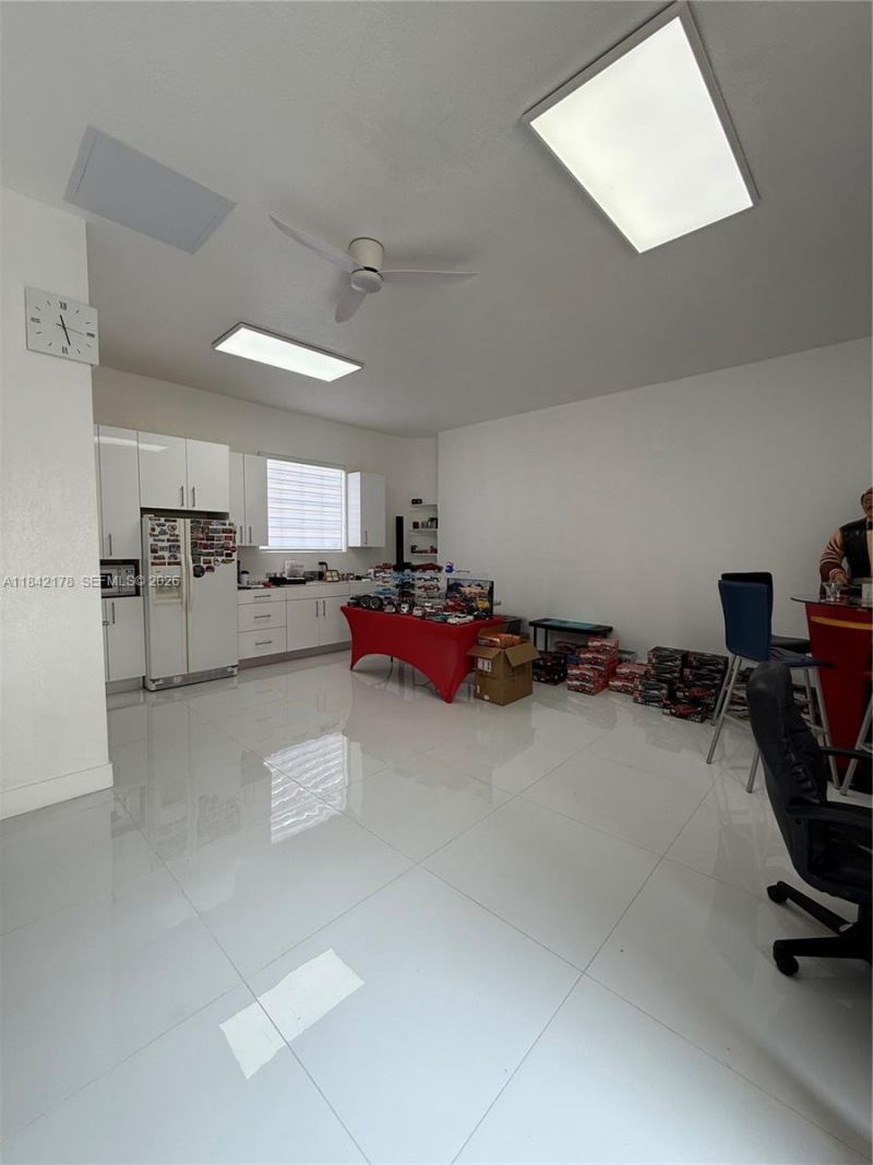 747 W 78th St, Hialeah, FL 33014 Photo