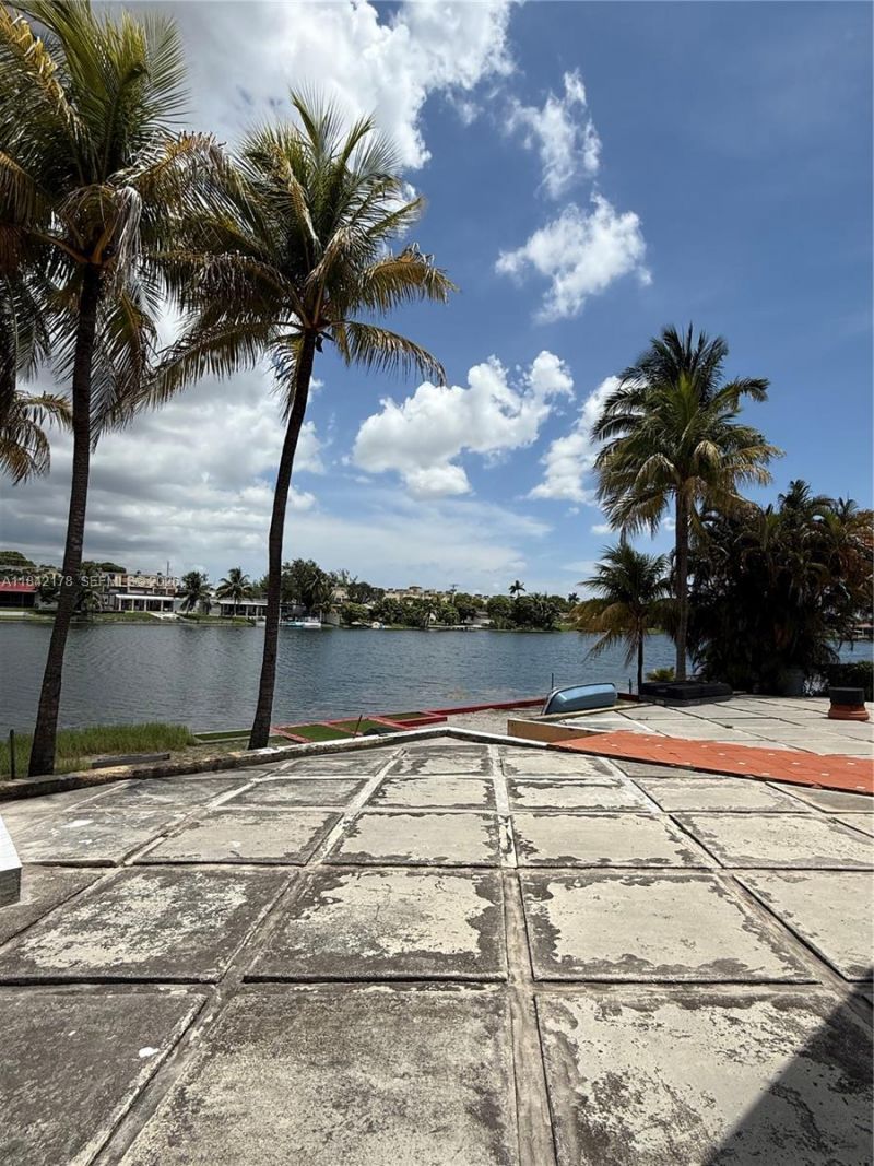 747 W 78th St, Hialeah, FL 33014 Photo