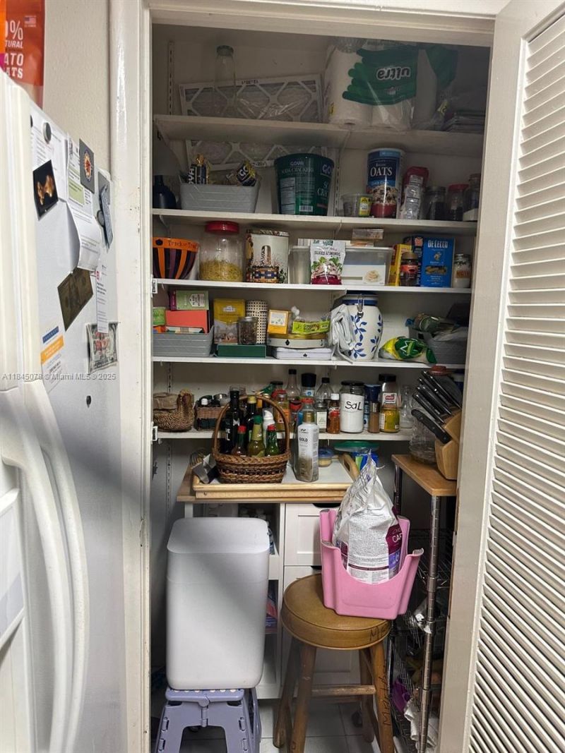 309 S Royal Poinciana Blvd, Unit 302, Miami Springs, FL 33166 Photo