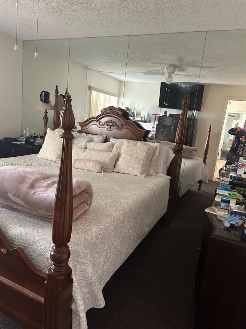 309 S Royal Poinciana Blvd, Unit 302, Miami Springs, FL 33166 Photo