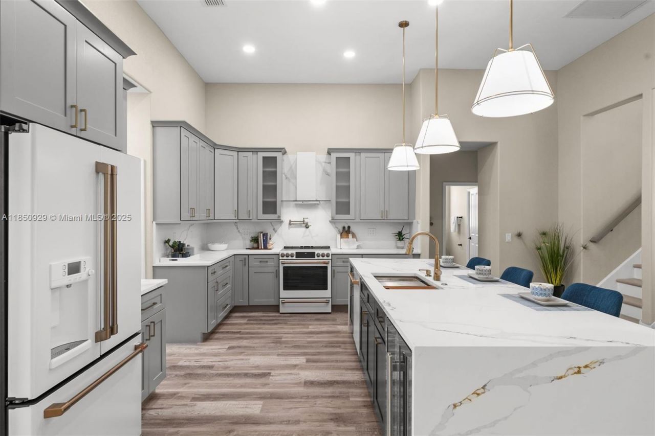 4012 SW 29th Ave, Cape Coral, FL 33914 Photo