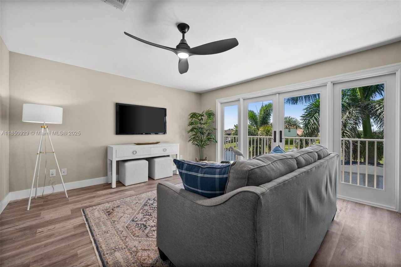 4012 SW 29th Ave, Cape Coral, FL 33914 Photo