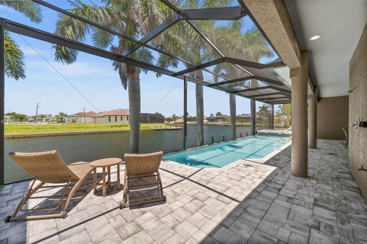 4012 SW 29th Ave, Cape Coral, FL 33914 Photo