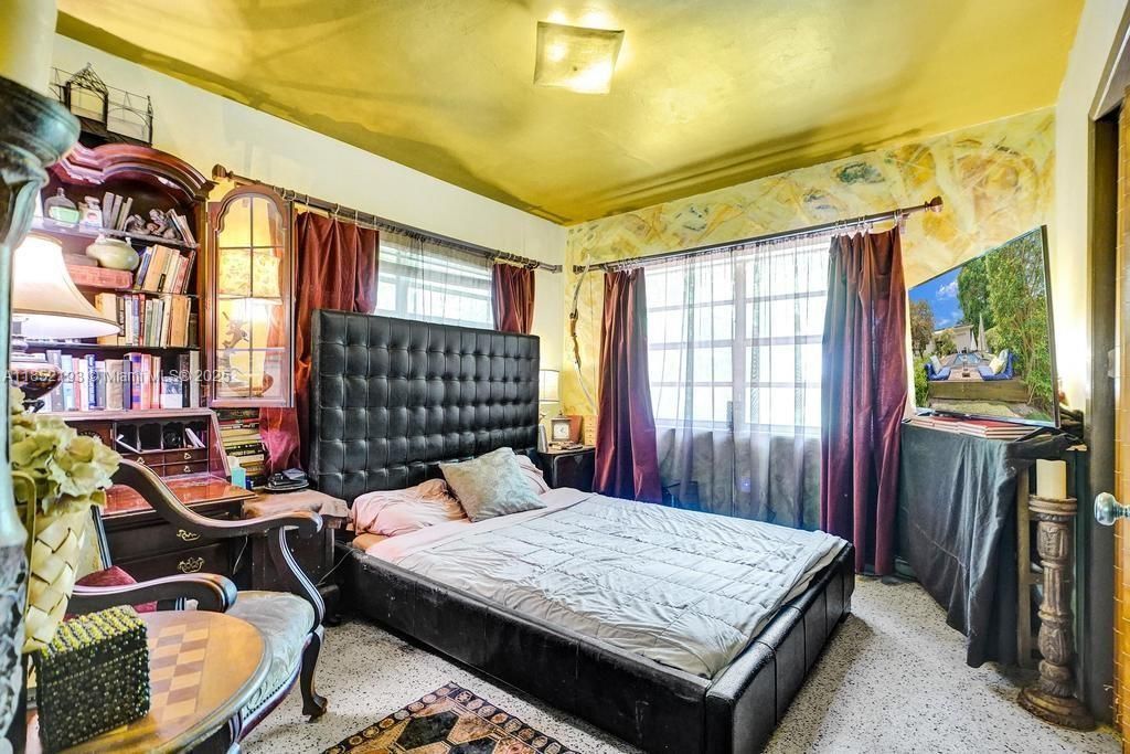 70 NE 152nd St, Miami, FL 33162 Photo