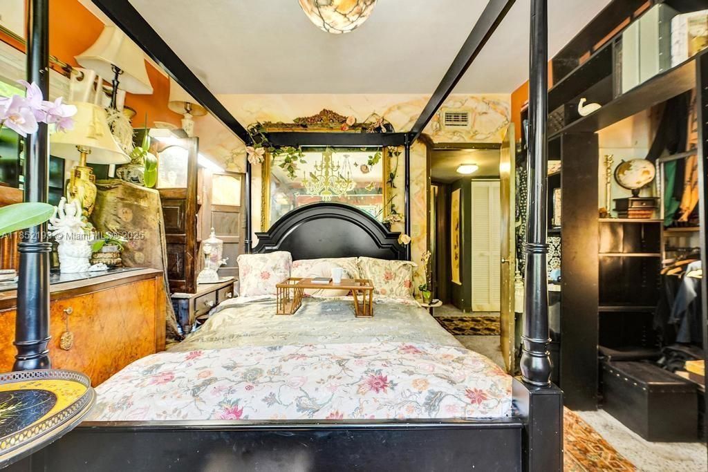 70 NE 152nd St, Miami, FL 33162 Photo