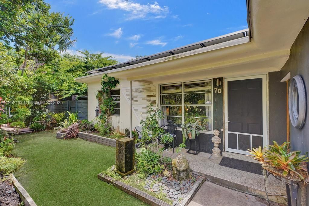 70 NE 152nd St, Miami, FL 33162 Photo