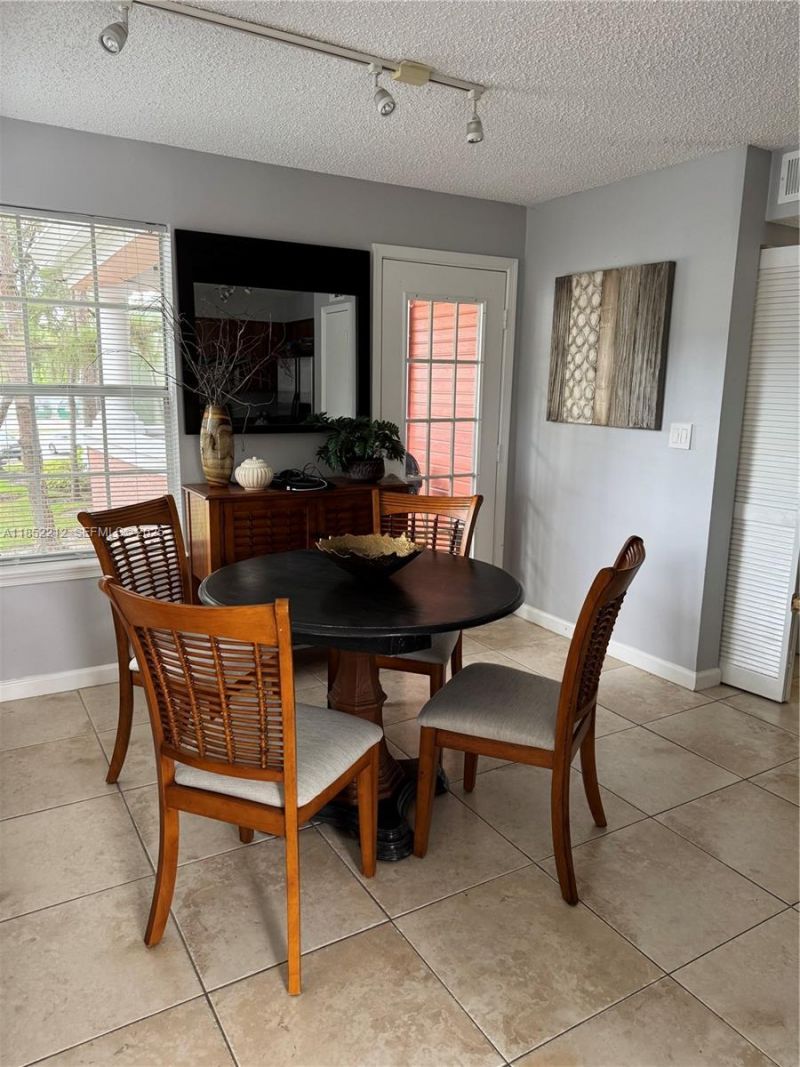 1165 Crystal Way, Unit B, Delray Beach, FL 33444 Photo