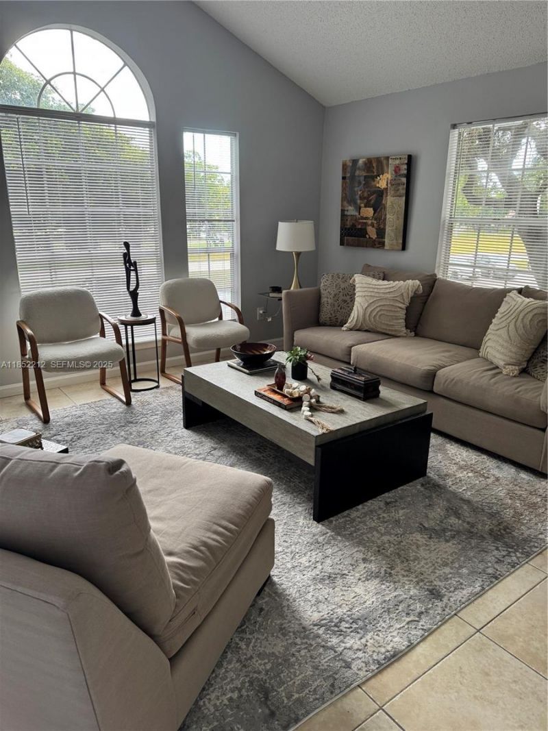 1165 Crystal Way, Unit B, Delray Beach, FL 33444 Photo