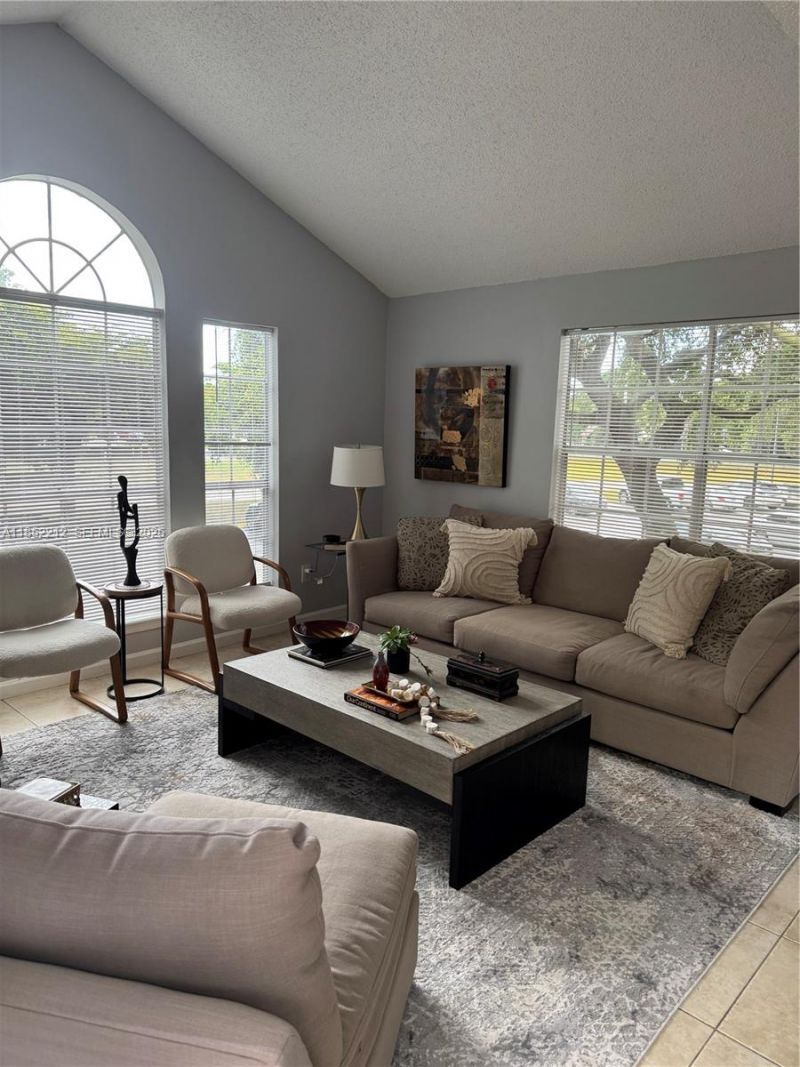 1165 Crystal Way, Unit B, Delray Beach, FL 33444 Photo