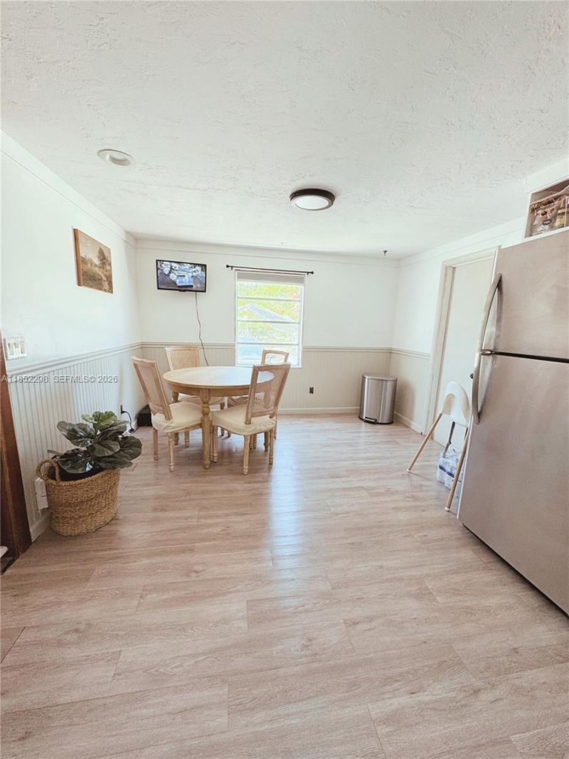 2231 Middle Torch Rd, Torch Key, FL 33042 Photo