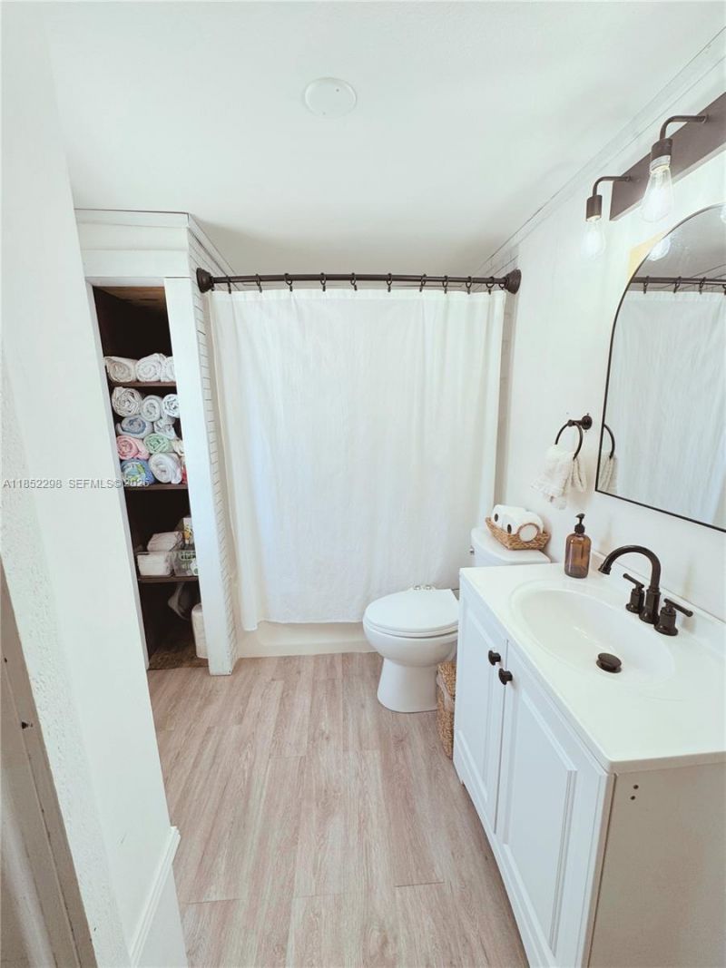 2231 Middle Torch Rd, Torch Key, FL 33042 Photo