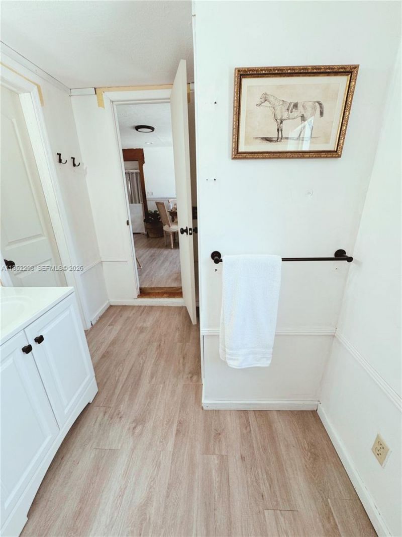 2231 Middle Torch Rd, Torch Key, FL 33042 Photo