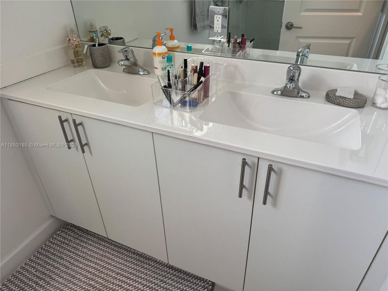 631 NW 204th St, Miami Gardens, FL 33169 Photo