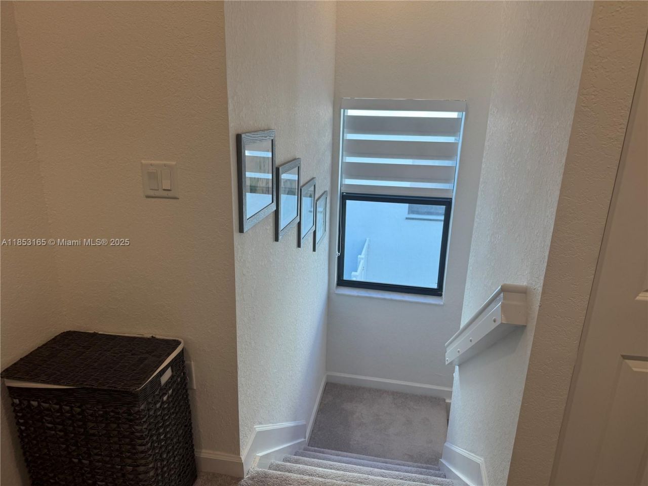 631 NW 204th St, Miami Gardens, FL 33169 Photo