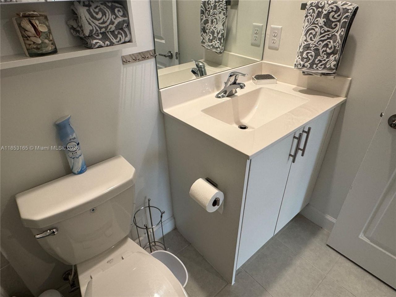 631 NW 204th St, Miami Gardens, FL 33169 Photo