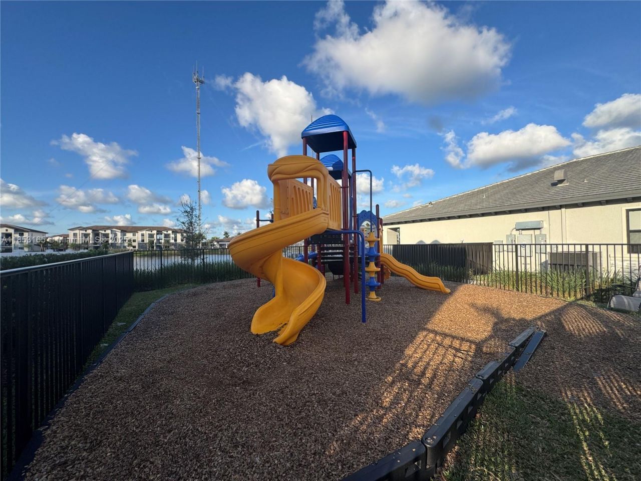 631 NW 204th St, Miami Gardens, FL 33169 Photo