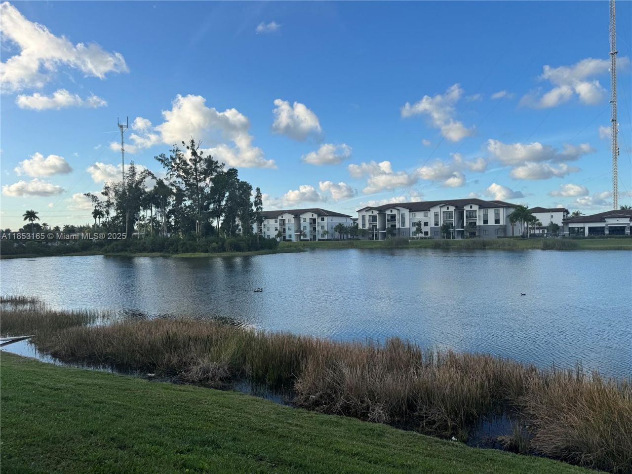 631 NW 204th St, Miami Gardens, FL 33169 Photo