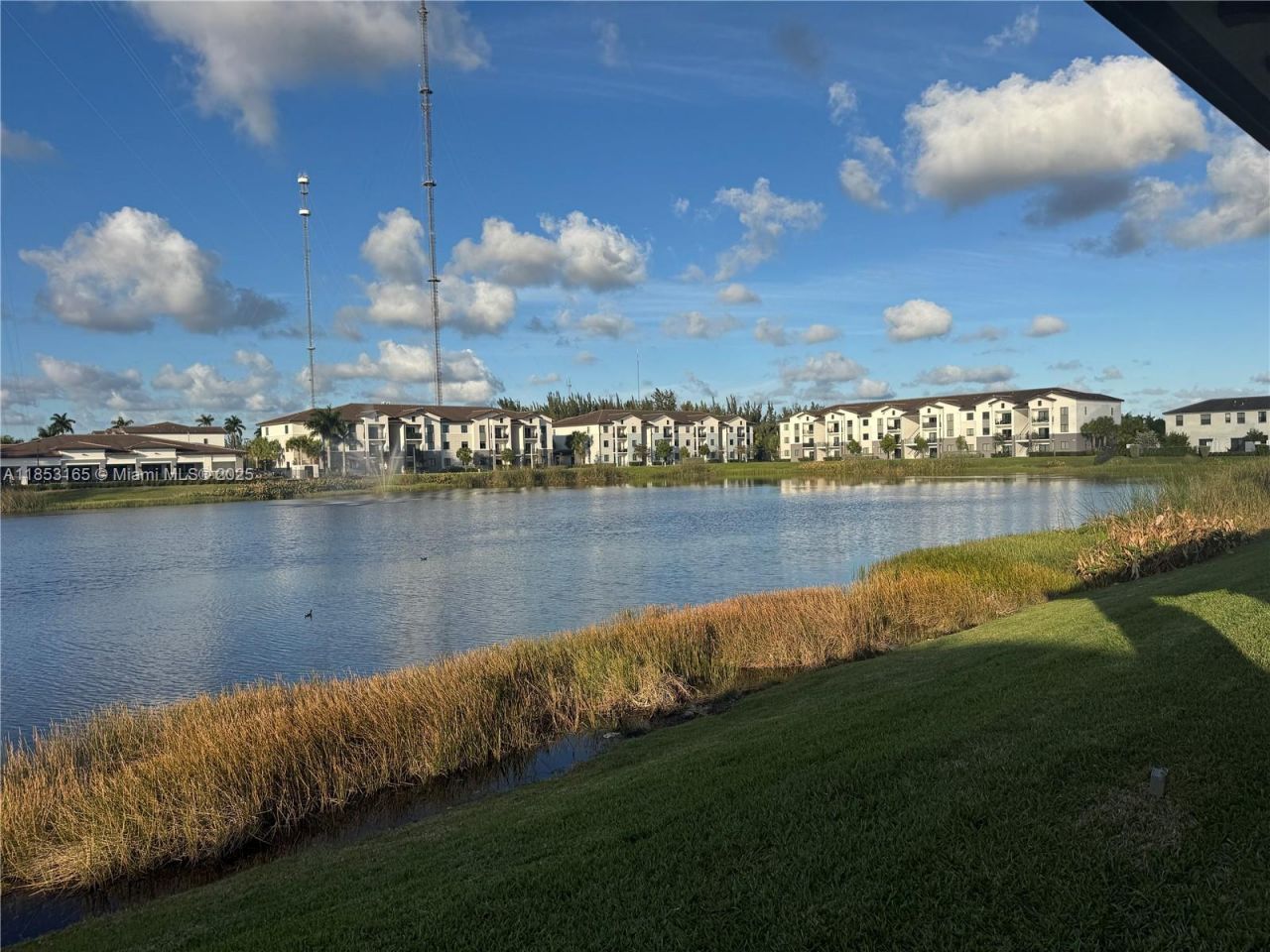 631 NW 204th St, Miami Gardens, FL 33169 Photo