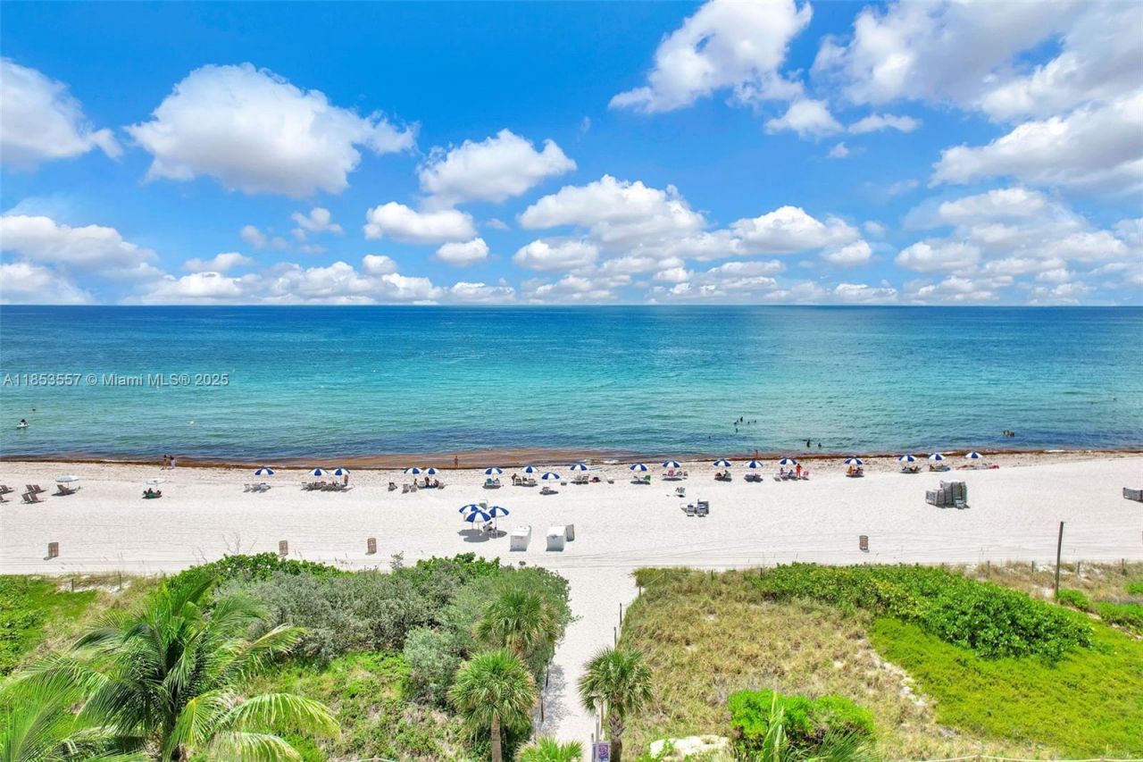 5151 Collins Ave, Unit 1519, Miami Beach, FL 33140 Photo