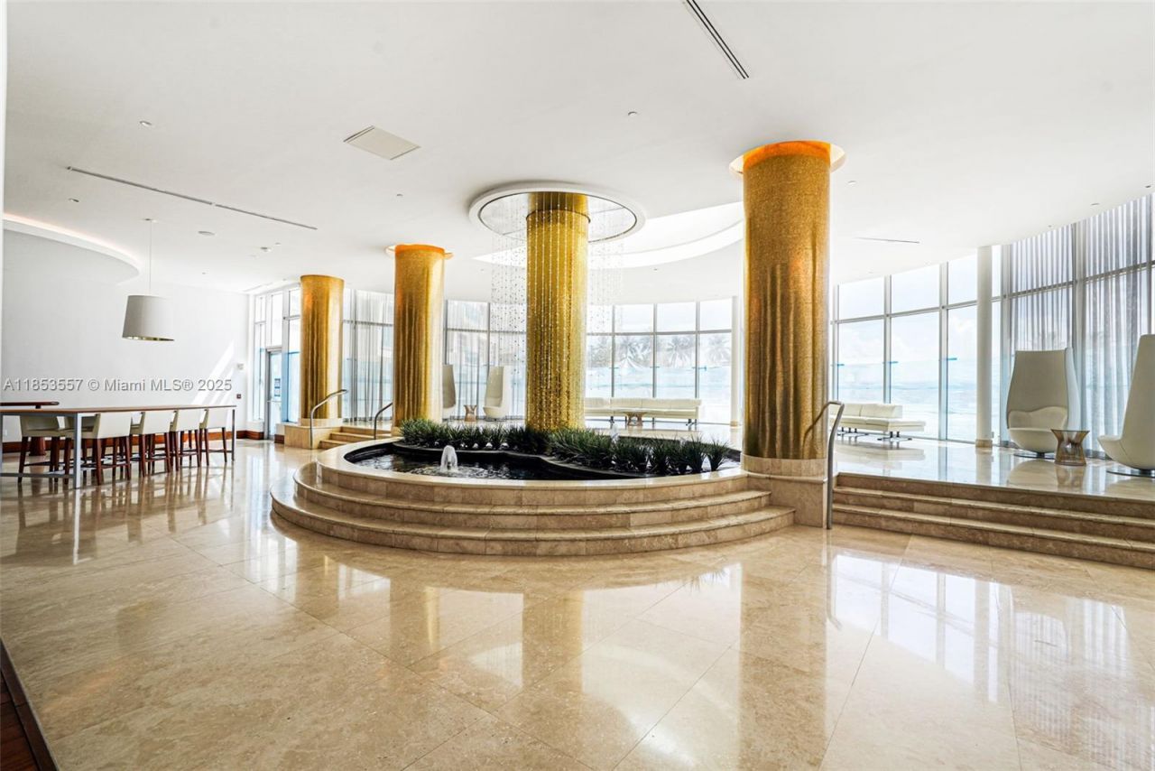 5151 Collins Ave, Unit 1519, Miami Beach, FL 33140 Photo