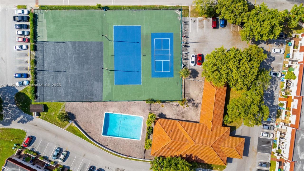 4088 Inverrary Dr, Unit 11F, Lauderhill, FL 33319 Photo