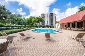 3301 N Country Club Dr, Unit 112, Aventura, FL 33180 Photo