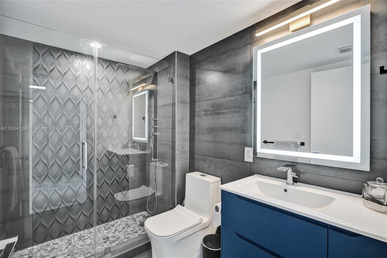 650 West Ave, Unit 1408, Miami Beach, FL 33139 Photo