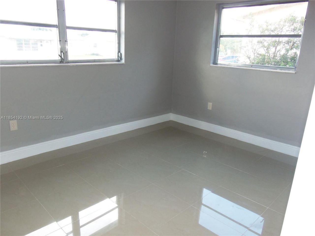 5960 NW 16th Ct, Sunrise, FL 33313 Photo