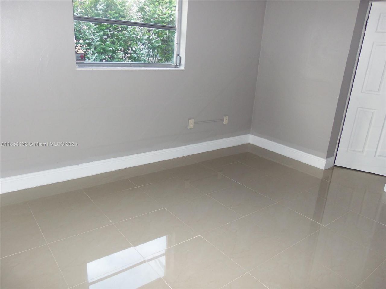 5960 NW 16th Ct, Sunrise, FL 33313 Photo