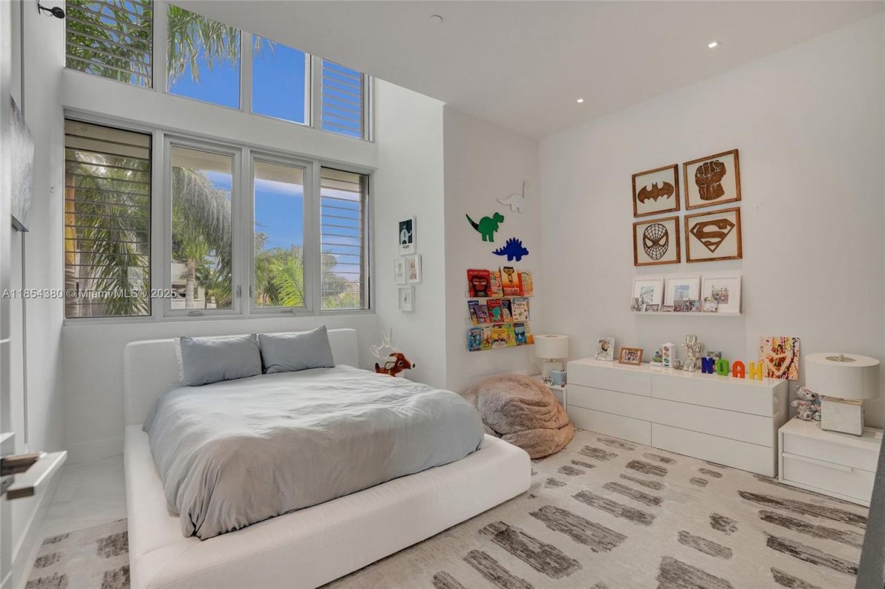 3750 Yacht Club Dr, Unit TH2, Aventura, FL 33180 Photo