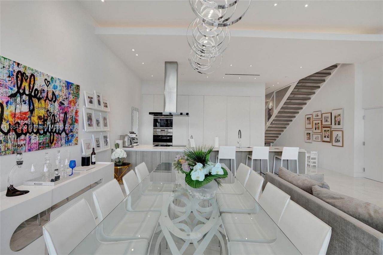 3750 Yacht Club Dr, Unit TH2, Aventura, FL 33180 Photo