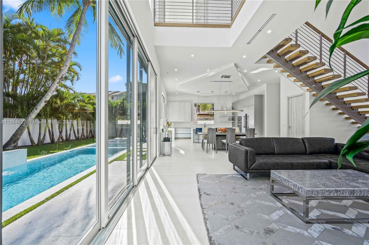 2628 Marcinski Rd, Jupiter, FL 33477 Photo