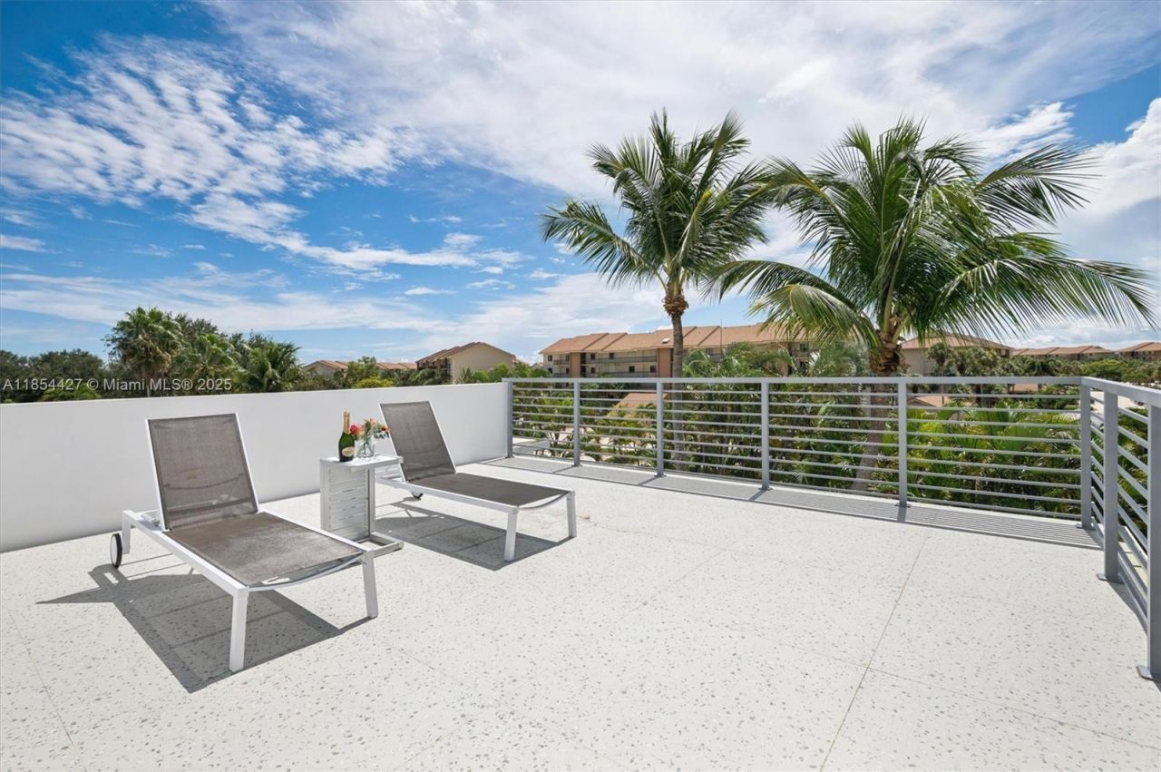 2628 Marcinski Rd, Jupiter, FL 33477 Photo