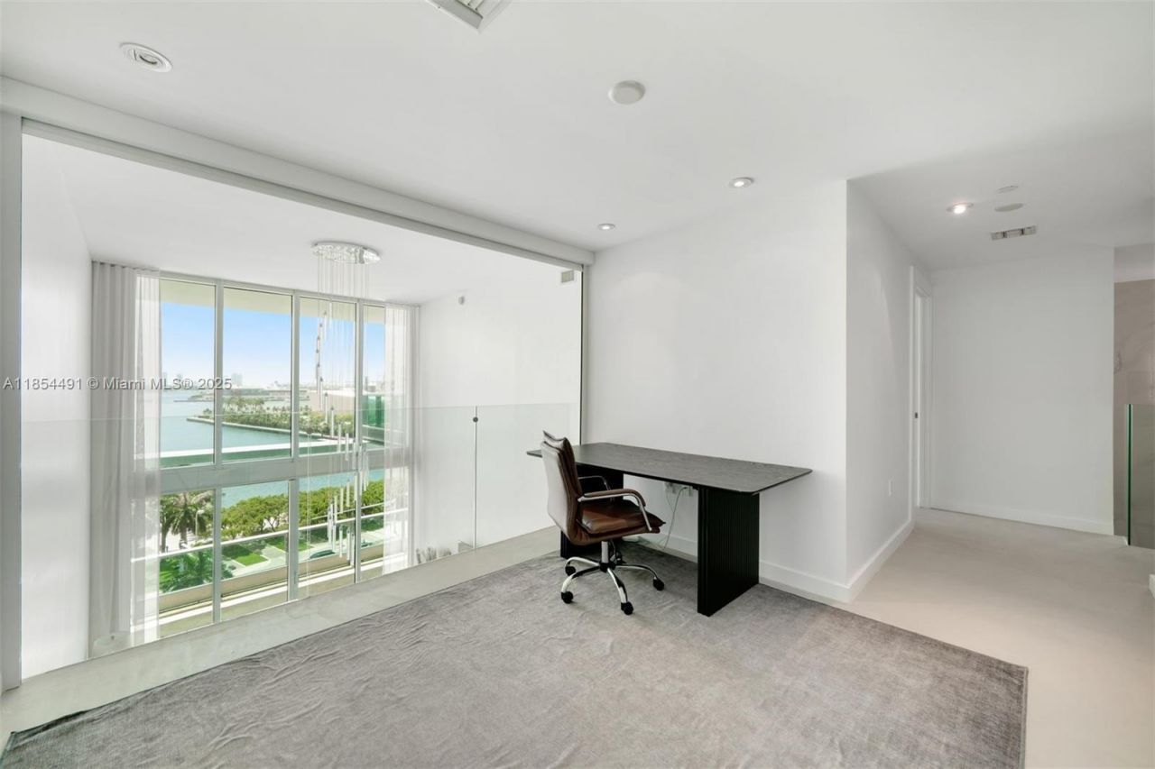 900 Biscayne Blvd, Unit 905, Miami, FL 33132 Photo
