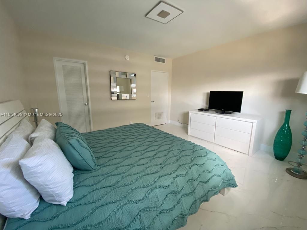 4001 S Ocean Dr, Unit 10F, Hollywood, FL 33019 Photo