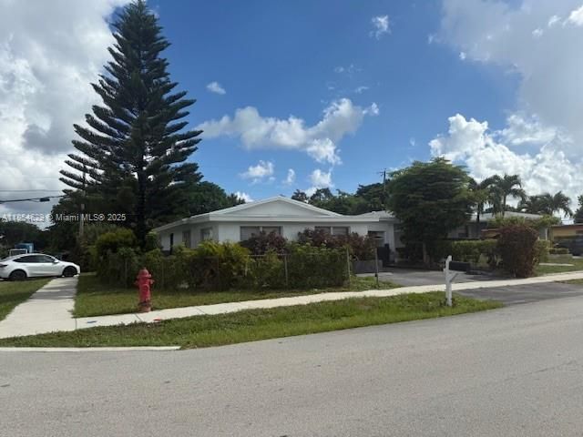 3025 NW 11th St, Fort Lauderdale, FL 33311 Photo
