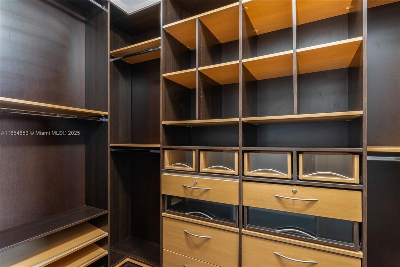 17875 Collins Ave, Unit 705, Sunny Isles Beach, FL 33160 Photo