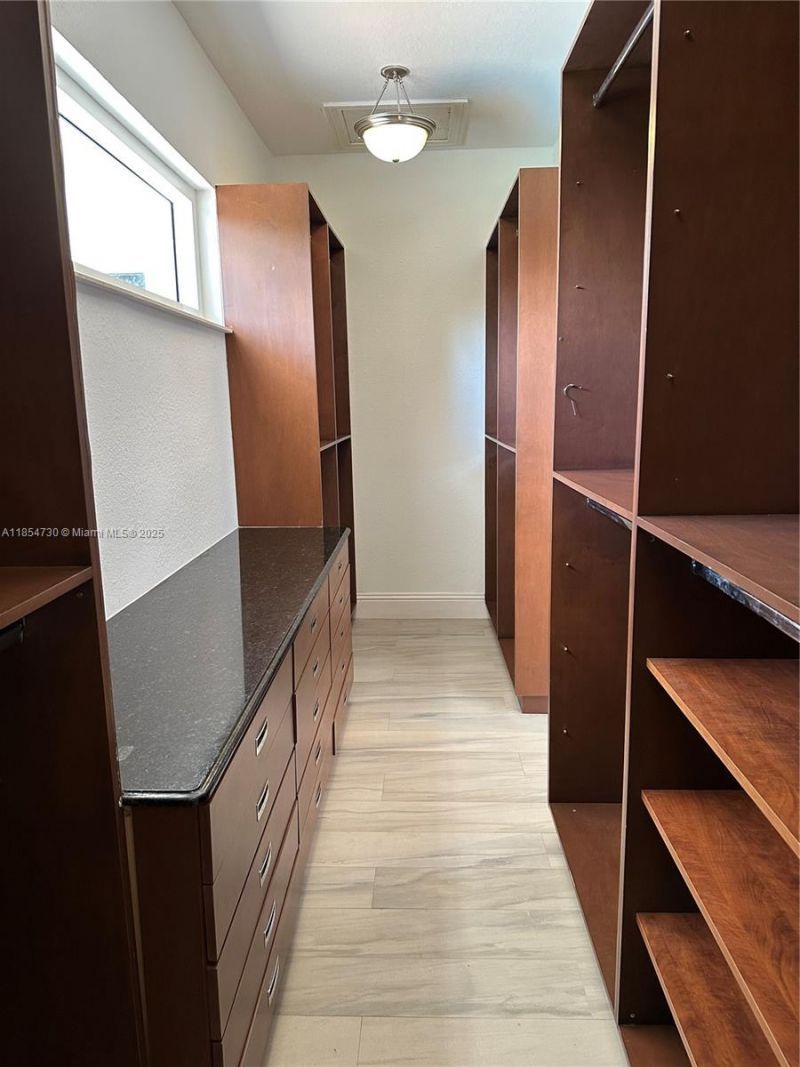 10600 SW 69th Ave, Pinecrest, FL 33156 Photo