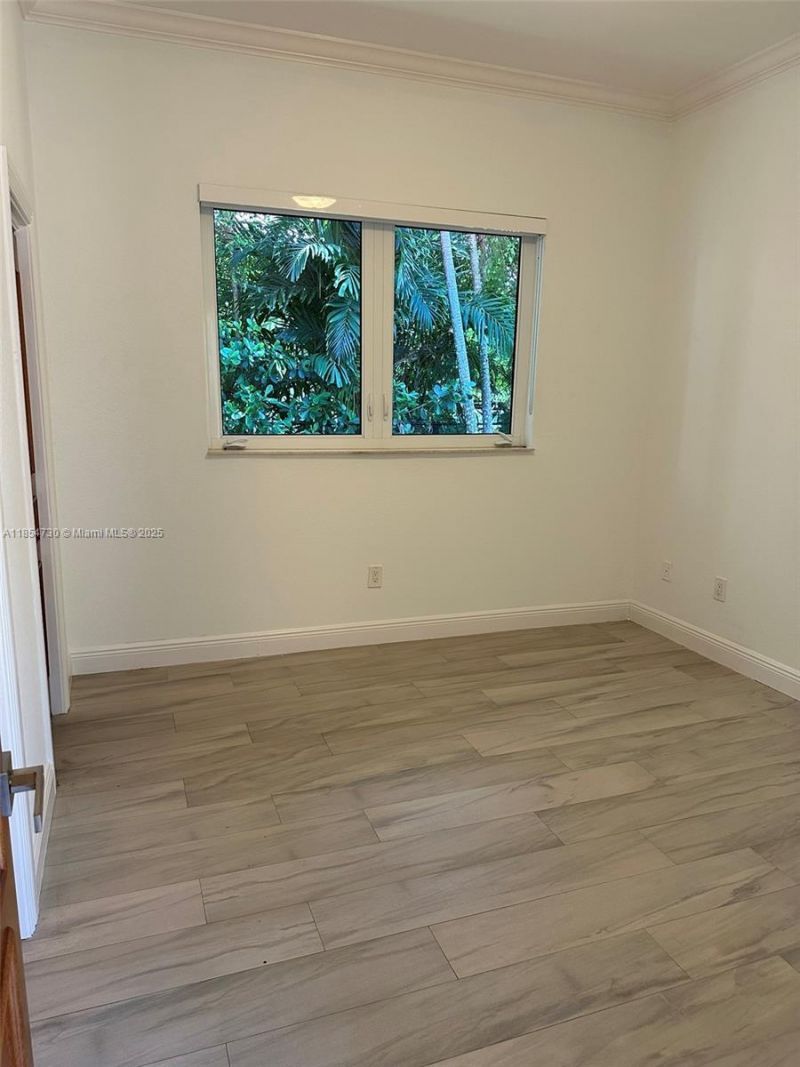 10600 SW 69th Ave, Pinecrest, FL 33156 Photo