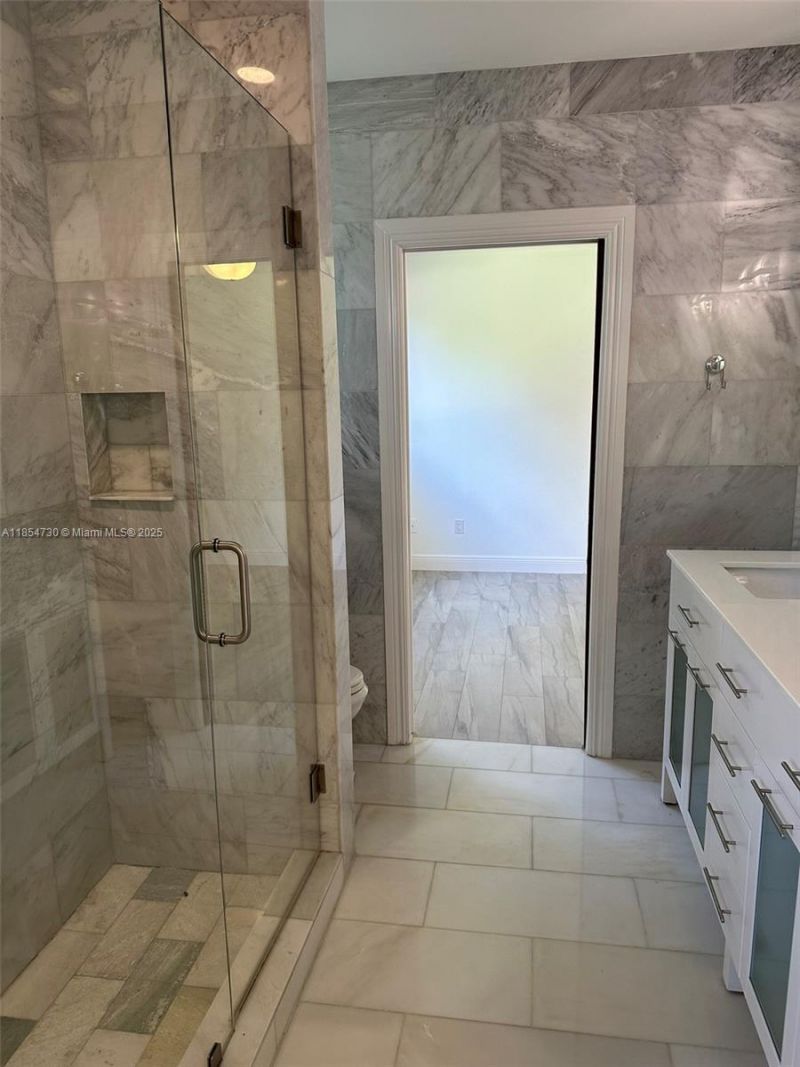 10600 SW 69th Ave, Pinecrest, FL 33156 Photo