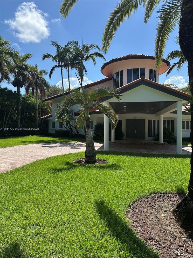 10600 SW 69th Ave, Pinecrest, FL 33156 Photo