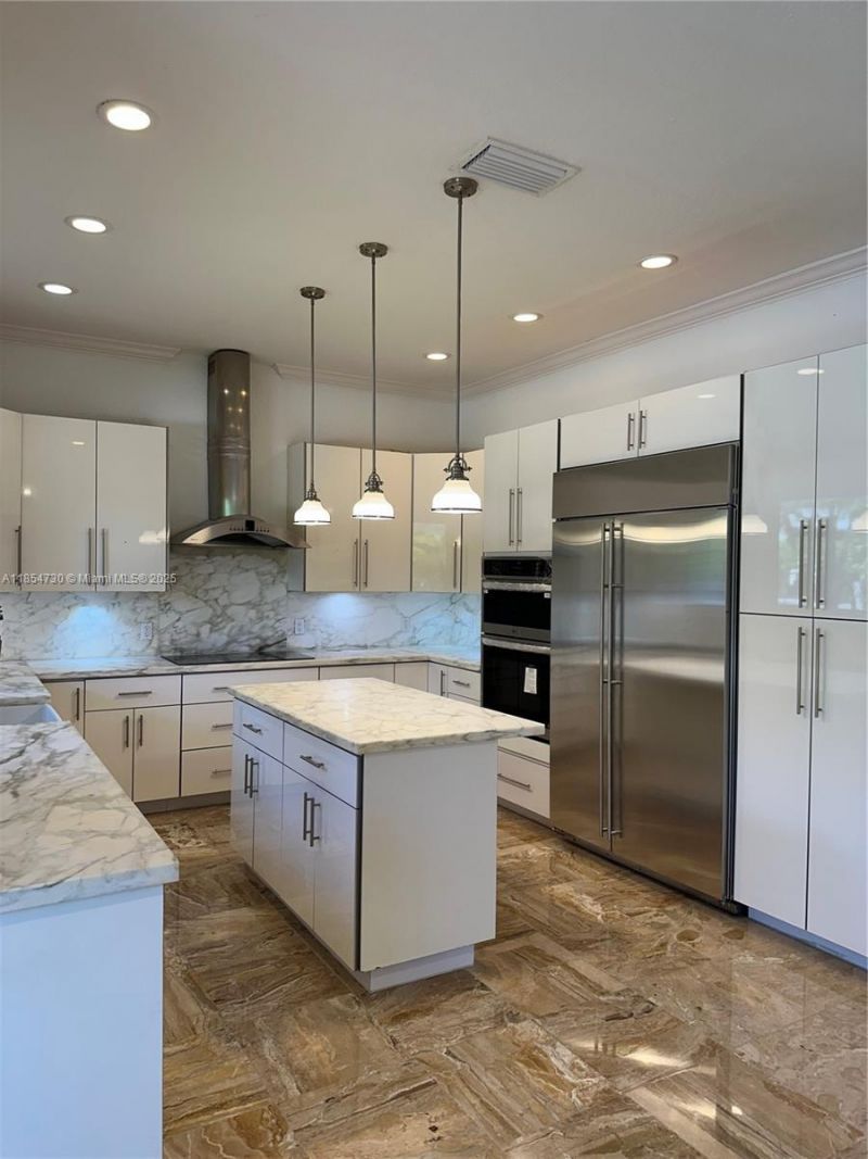 10600 SW 69th Ave, Pinecrest, FL 33156 Photo