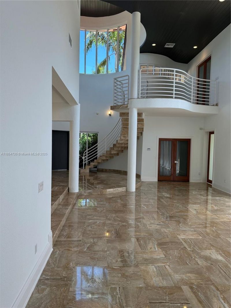 10600 SW 69th Ave, Pinecrest, FL 33156 Photo