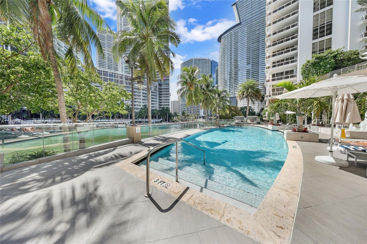 901 Brickell Key Blvd, Unit 3002, Miami, FL 33131 Photo